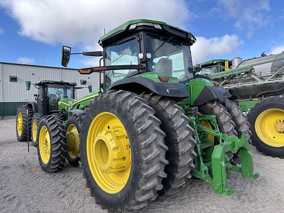 Image of John Deere 8R 370 equipment image 1