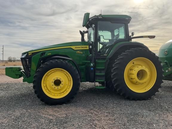 Image of John Deere 8R 370 equipment image 3