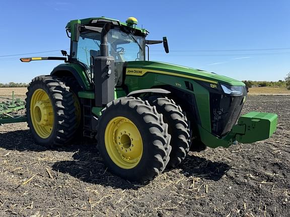 Image of John Deere 8R 370 equipment image 3