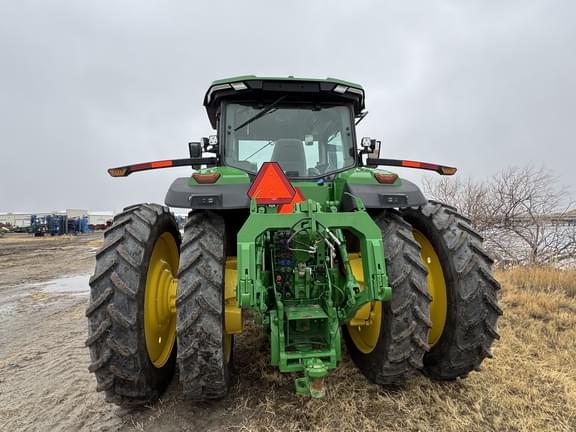 Image of John Deere 8R 370 equipment image 4