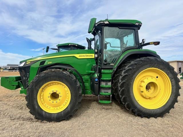 Image of John Deere 8R 370 equipment image 2