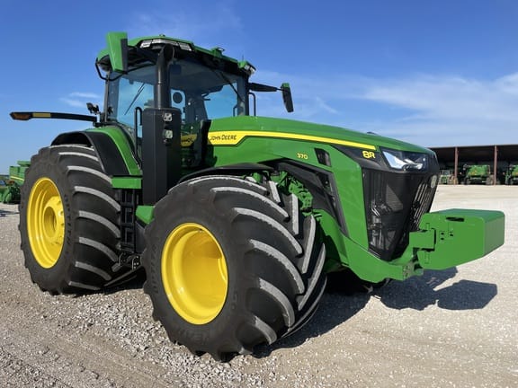 Main image John Deere 8R 370
