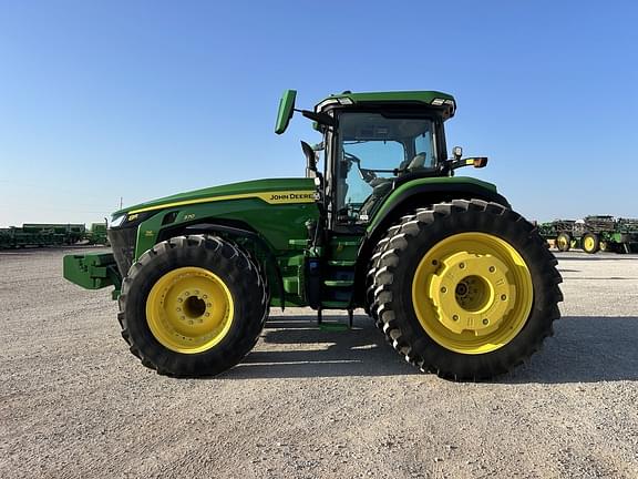 Image of John Deere 8R 370 equipment image 1