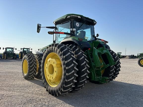 Image of John Deere 8R 370 equipment image 2