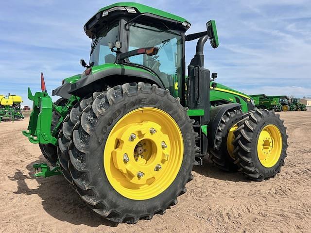Image of John Deere 8R 370 equipment image 4