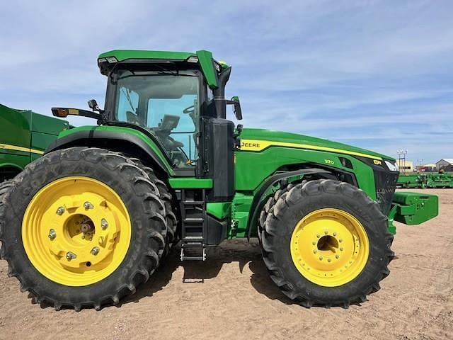 Image of John Deere 8R 370 equipment image 2