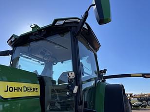 Main image John Deere 8R 370 23