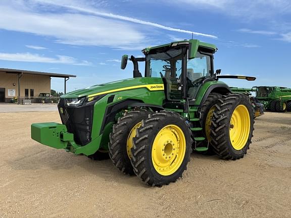 Image of John Deere 8R 370 Primary image