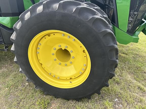 Image of John Deere 8R 370 Primary image