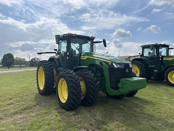 Image of John Deere 8R 370 equipment image 2