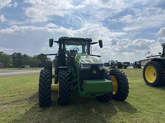 Image of John Deere 8R 370 equipment image 4