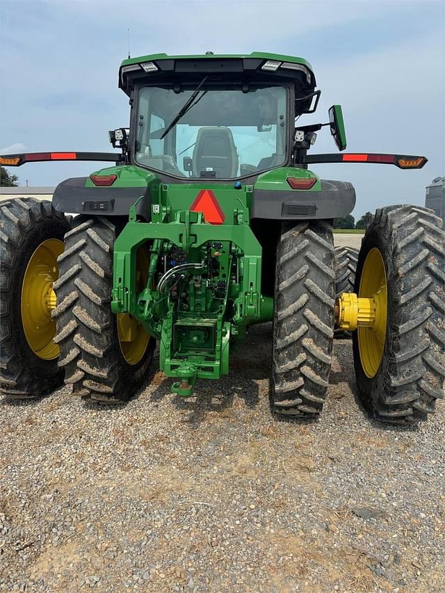 Image of John Deere 8R 370 equipment image 3