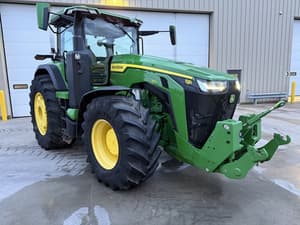 2023 John Deere 8R 370 Image