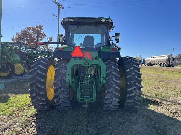 Image of John Deere 8R 370 equipment image 3