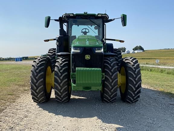 Image of John Deere 8R 370 equipment image 2