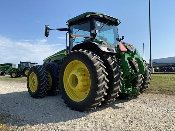 Image of John Deere 8R 370 equipment image 4