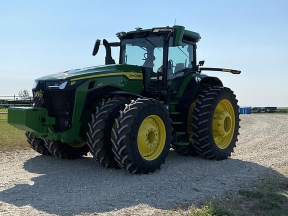 Image of John Deere 8R 370 equipment image 2