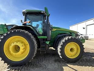 Main image John Deere 8R 370 3