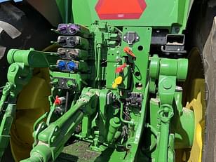 Main image John Deere 8R 370 9