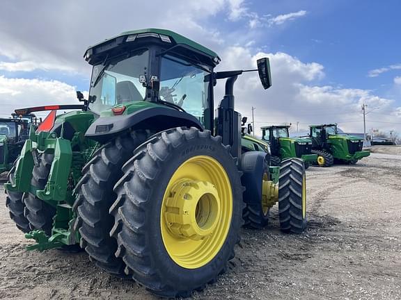 Image of John Deere 8R 370 equipment image 2