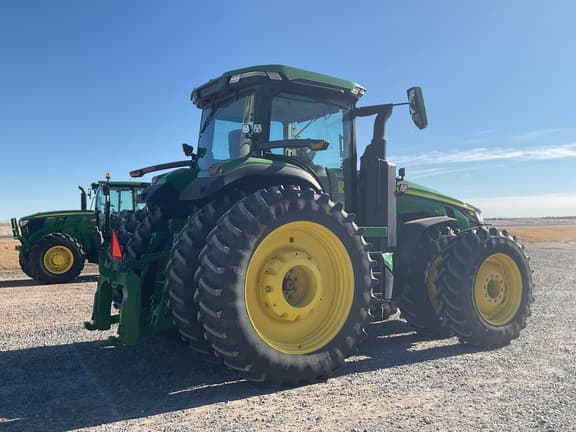 Image of John Deere 8R 370 equipment image 4