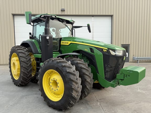 2023 John Deere 8R 370 Equipment Image0