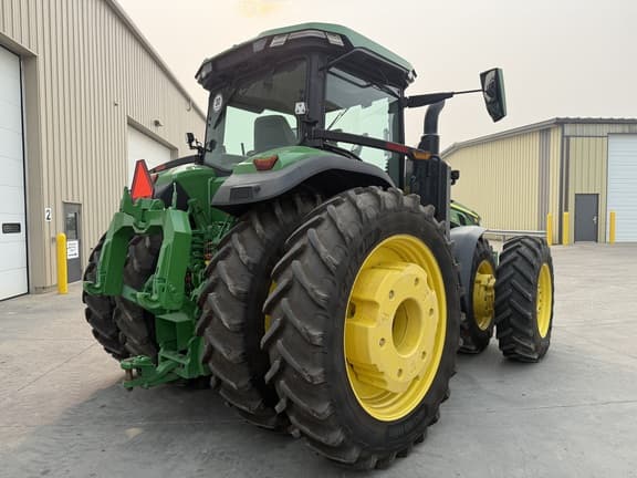 Image of John Deere 8R 370 equipment image 2