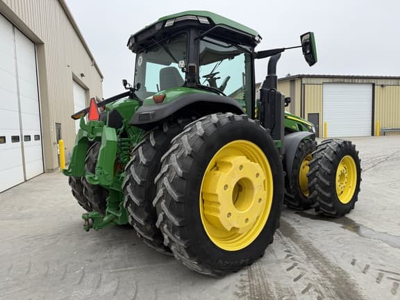 Image of John Deere 8R 370 equipment image 2