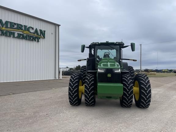 Image of John Deere 8R 370 equipment image 2