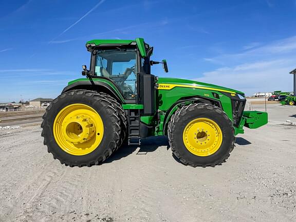 Image of John Deere 8R 370 equipment image 3