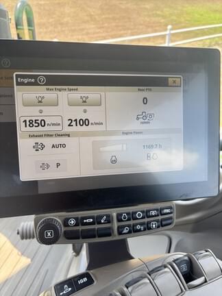 Image of John Deere 8R 370 equipment image 3