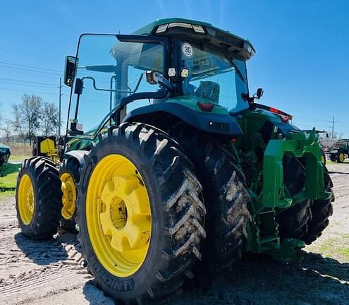 Image of John Deere 8R 370 equipment image 2