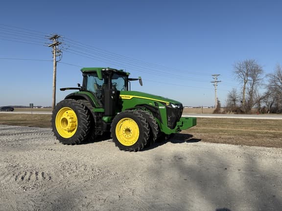 Image of John Deere 8R 370 equipment image 2
