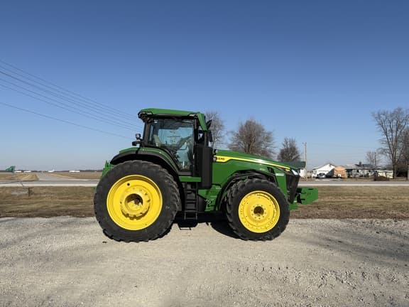 Image of John Deere 8R 370 equipment image 3