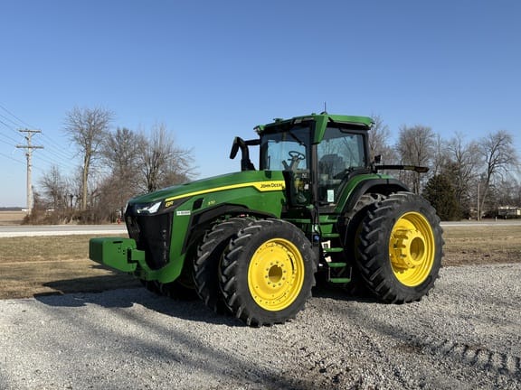 2023 John Deere 8R 370 Equipment Image0