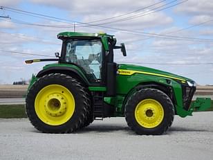 Main image John Deere 8R 370 5