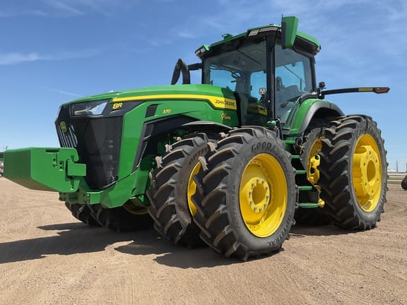 2023 John Deere 8R 370 Equipment Image0