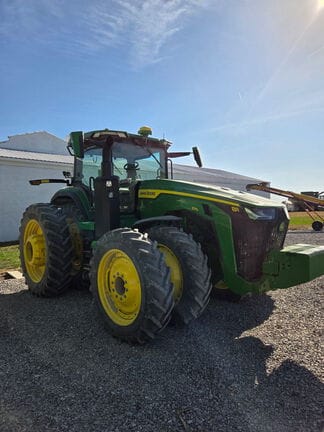 2023 John Deere 8R 370 Equipment Image0