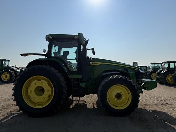 Image of John Deere 8R 370 equipment image 1