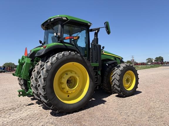 Image of John Deere 8R 370 equipment image 4
