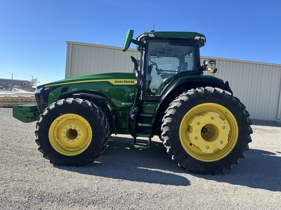 Image of John Deere 8R 370 equipment image 1