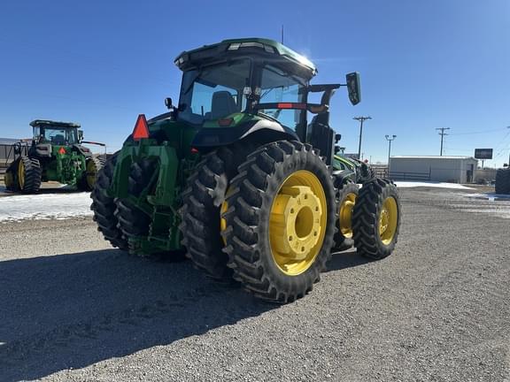 Image of John Deere 8R 370 equipment image 4