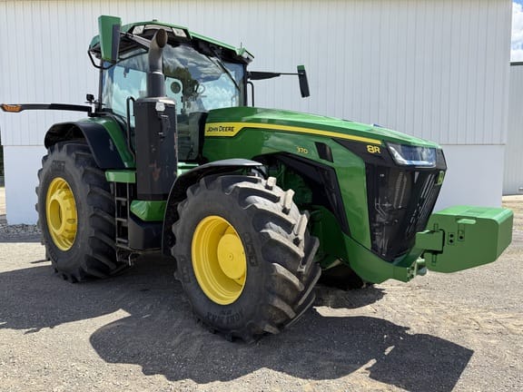 2023 John Deere 8R 370 Equipment Image0