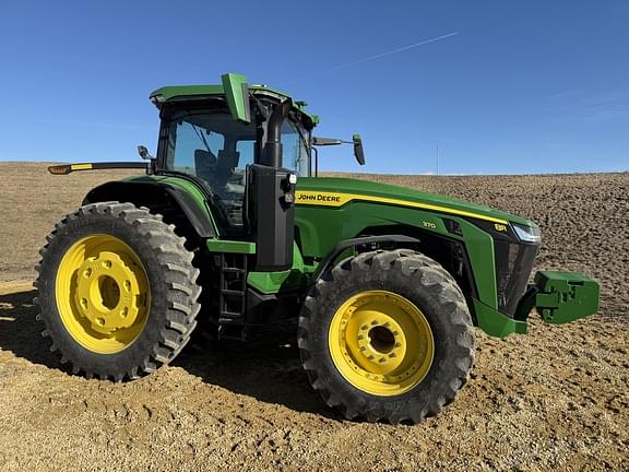 Image of John Deere 8R 370 equipment image 3