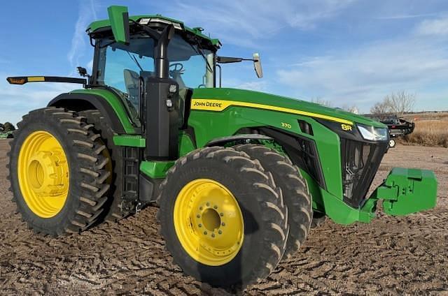 Image of John Deere 8R 370 equipment image 1