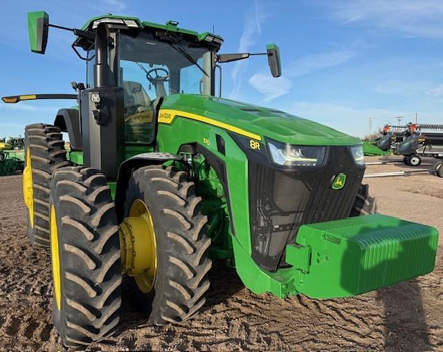 Image of John Deere 8R 370 equipment image 3