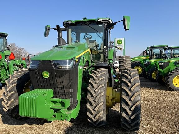 Image of John Deere 8R 370 equipment image 4