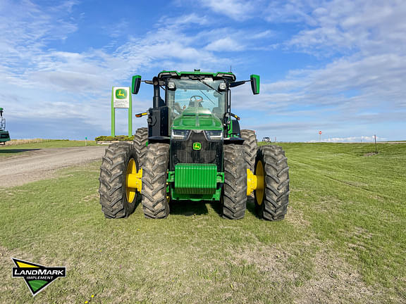 Image of John Deere 8R 370 equipment image 1