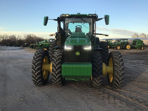 Image of John Deere 8R 370 equipment image 1