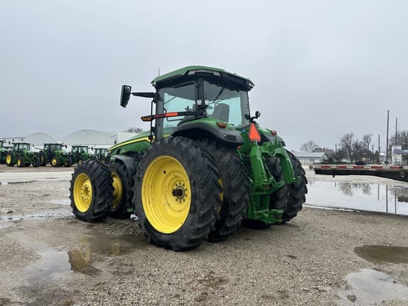 Image of John Deere 8R 370 equipment image 2